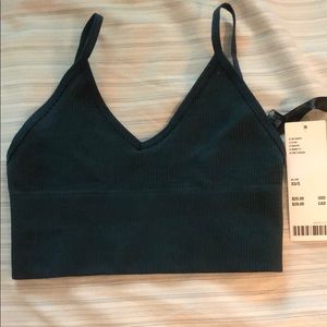 Cute NWT urban outfitters crop top